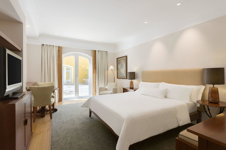 Bedroom 24