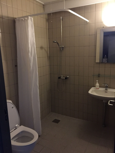 Bathroom 4, Hotel Svanegården, Slagelse