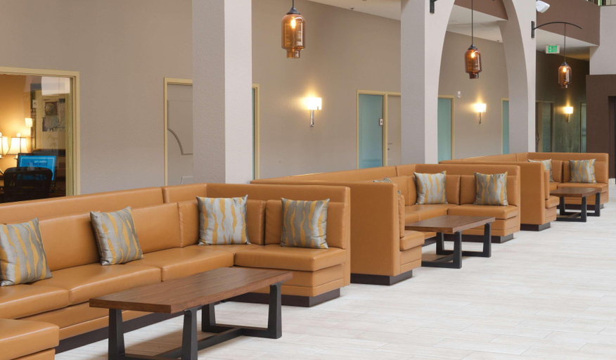 Public Area 2, Embassy Suites by Hilton Seattle North Lynnwood, Snohomish