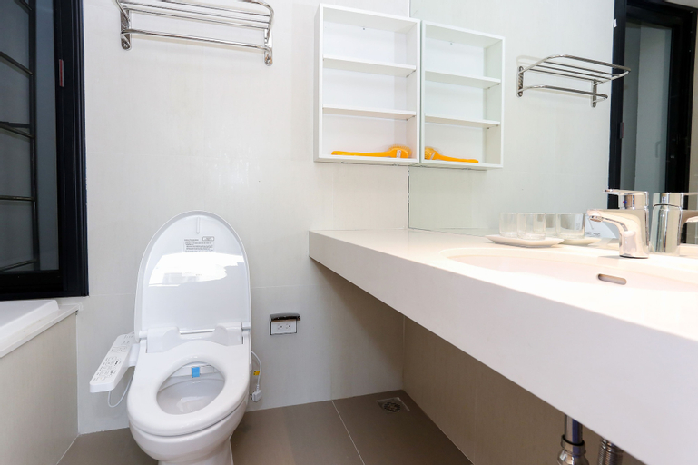 Quiet Hoang Quoc Viet Hotel & apartment, Cầu Giấy