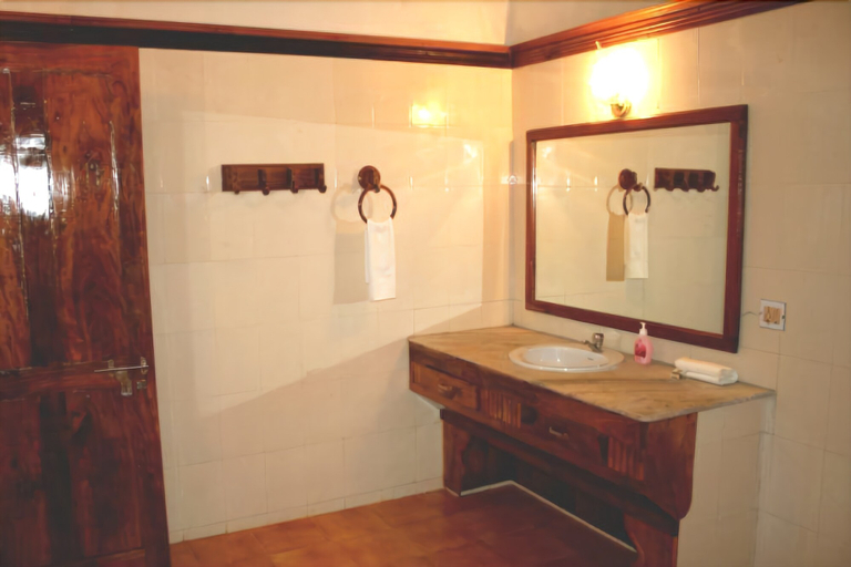Bathroom 4, Bethsaida Hermitage, Thiruvananthapuram