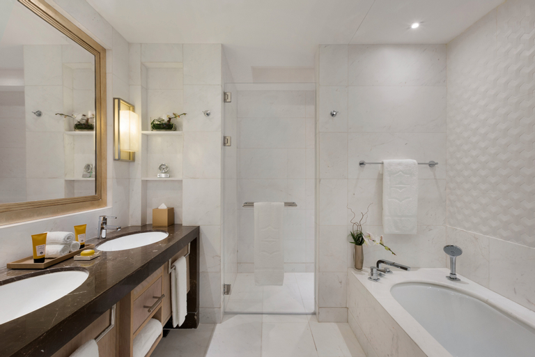 Bathroom 9