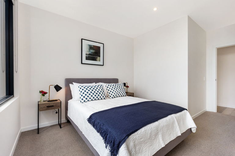 North Ryde Furnished Apartments A511 WHT, Ryde