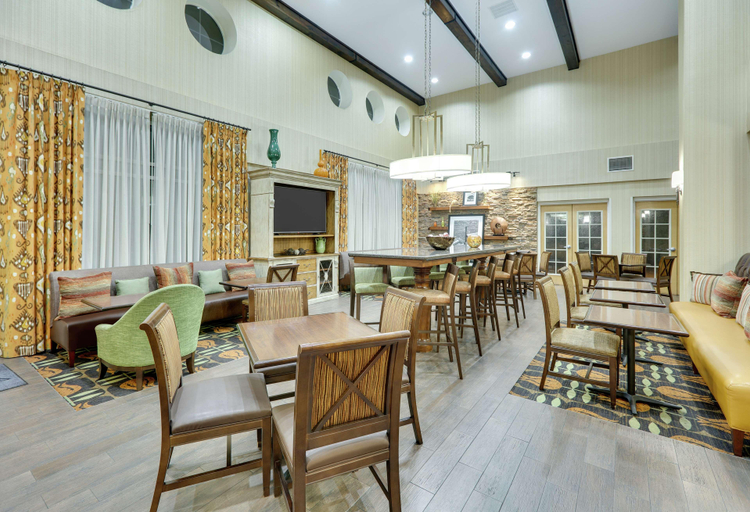 Food & Drinks 5, Hampton Inn & Suites Mooresville/Lake Norman, Iredell
