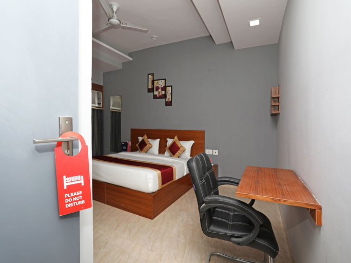 OYO 9965 Aashiyana Paradise, Gurgaon