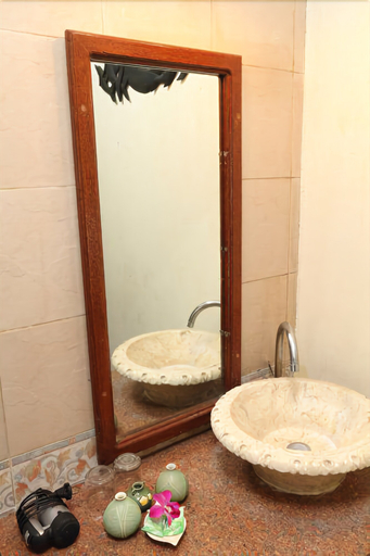 Bathroom, The Seminyak Village Resort, Badung