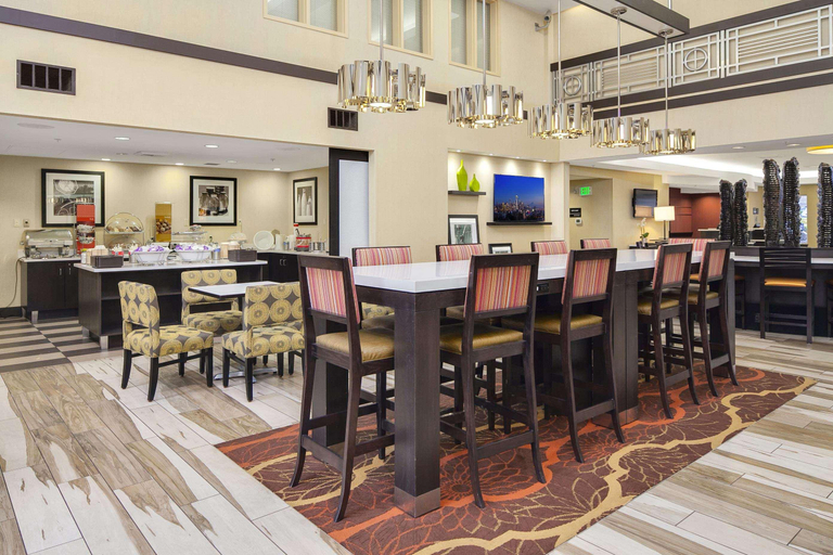 Food & Drinks 5, Hampton Inn & Suites Seattle-North/Lynnwood, Snohomish