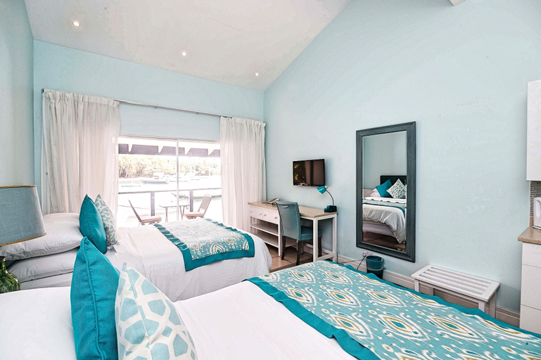 Blue Lagoon Hotel & Marina,