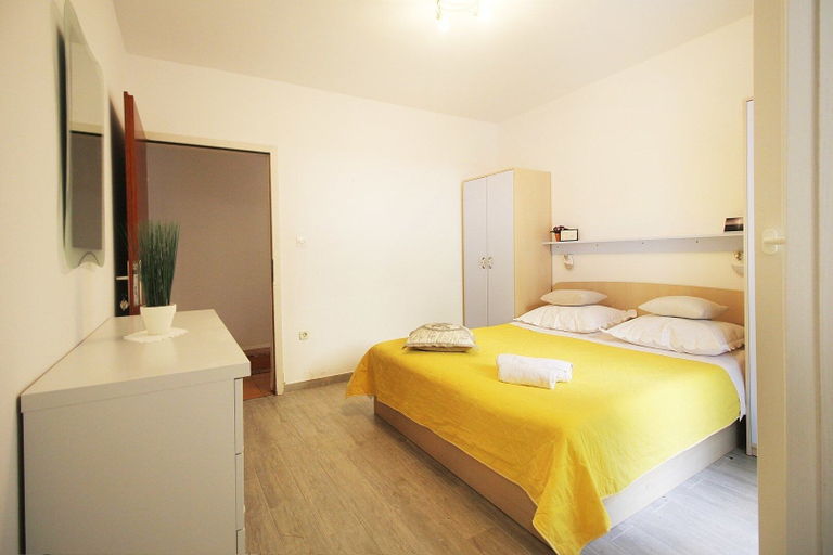 Bedroom 2, Apartments Vedra, Baška Voda