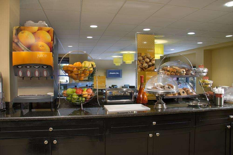 Public Area 2, Hampton Inn Bloomington, Monroe