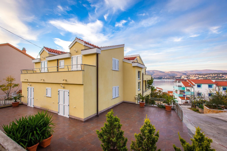Exterior & Views 2, Apartments Villa Luna, Okrug