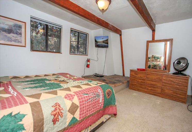 Bear's Den, San Bernardino