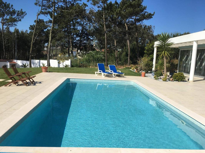 Studio in Serra do Bouro, With Pool Access, Enclosed Garden and Wifi -, Caldas da Rainha