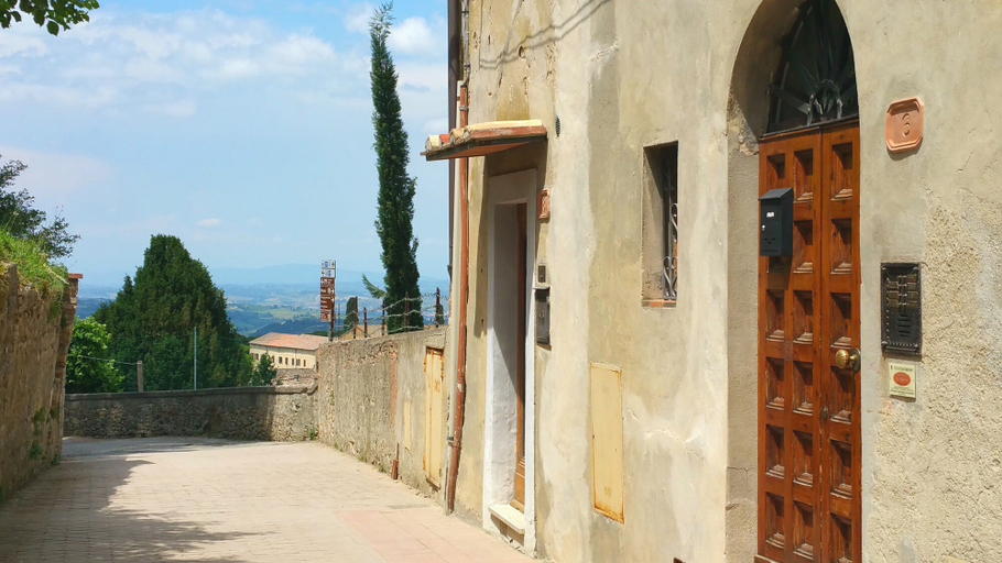 Exterior & Views 2, Duccio Nacci Rooms - guest house, Siena