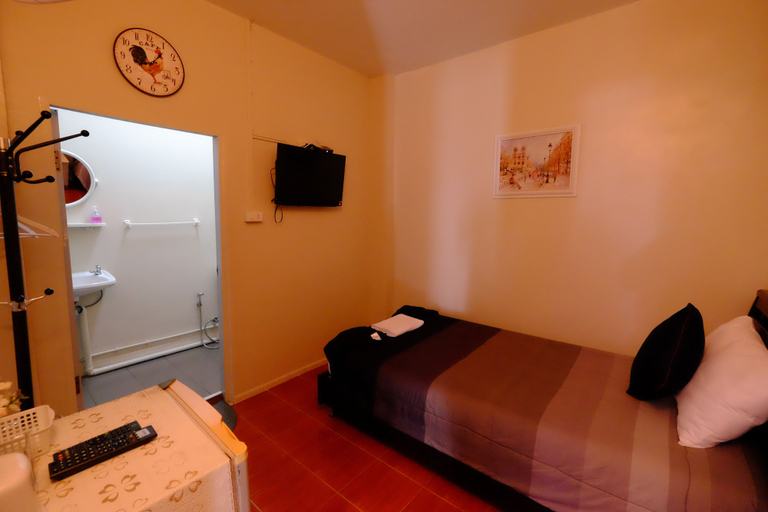 Bedroom 4, Add Home Hostel, Don Muang