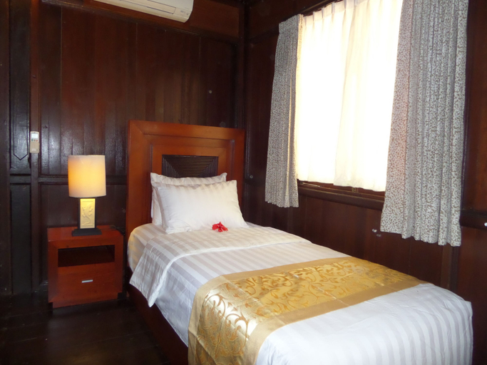 Bedroom 4, Puri Komodo Resort, West Manggarai