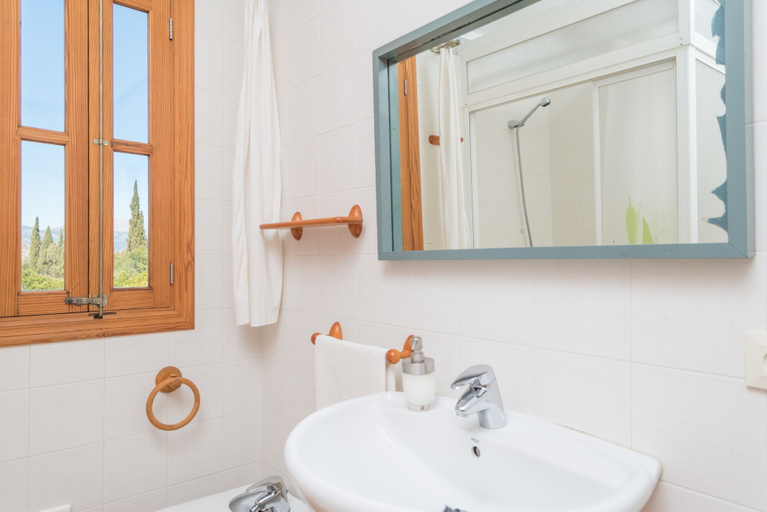 Bathroom 5, Can Rafelino in Inca, Baleares