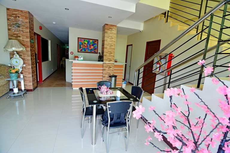Public Area 2, Celbyrne Pension Hauz, Talisay City