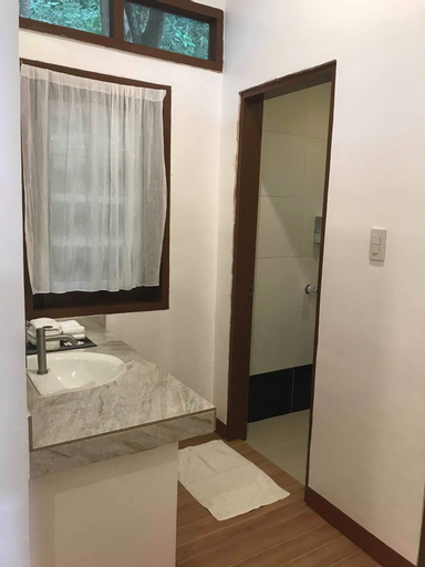 The Alternative Beach Cottages, El Nido