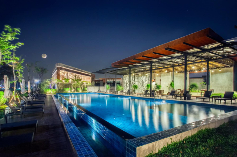 Sea Two Pool Villa Resort, Bang Lamung