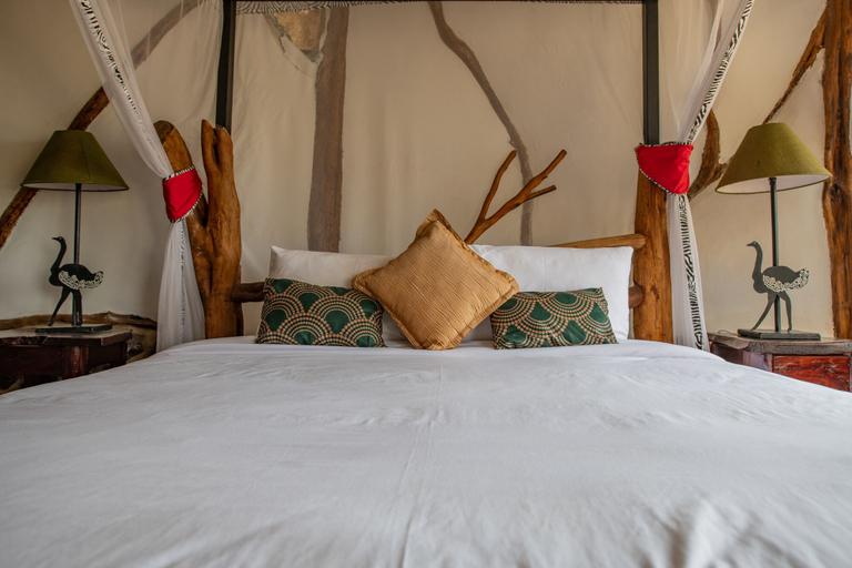 Bedroom, Amani Mara Camp, Narok West