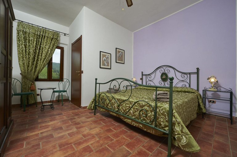 Bedroom 3, Agriturismo I Pini, Siena