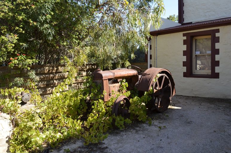 Others, Flinders Ranges Motel, Flinders Ranges