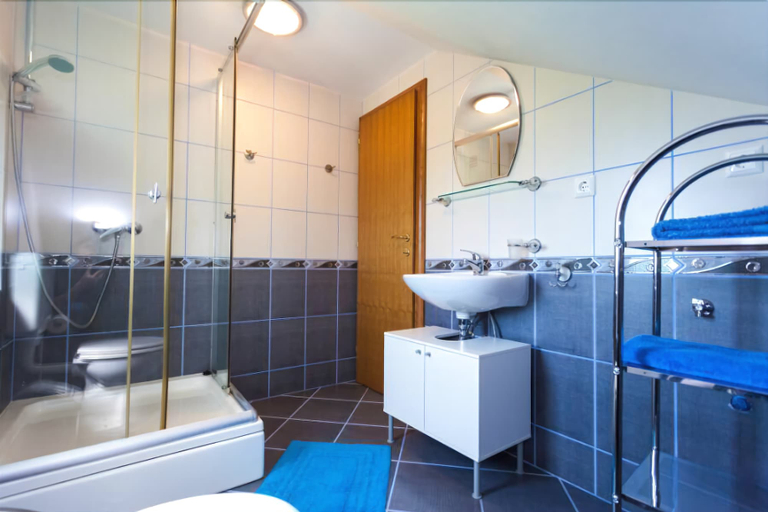 Bathroom 4, Maretsol Vacation House, Sveti Filip i Jakov