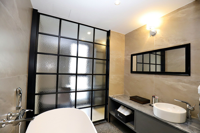 Uijeongbu Cloud Hotel, Yangju