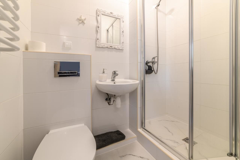 Bathroom 4, Willa w Rozewiu, Puck