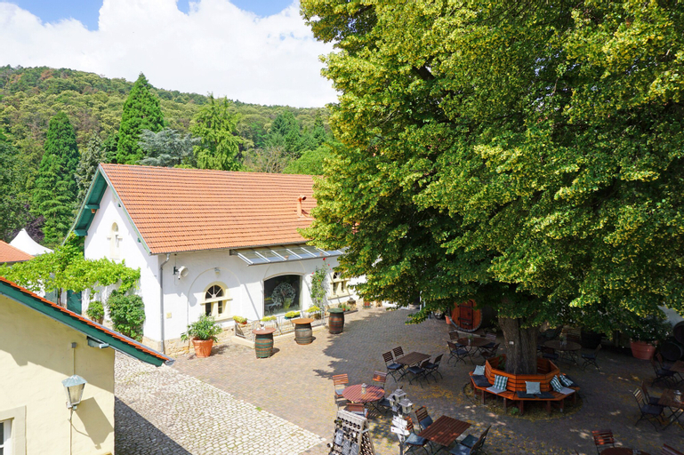 halbersbacher. hotel annaberg, Bad Dürkheim
