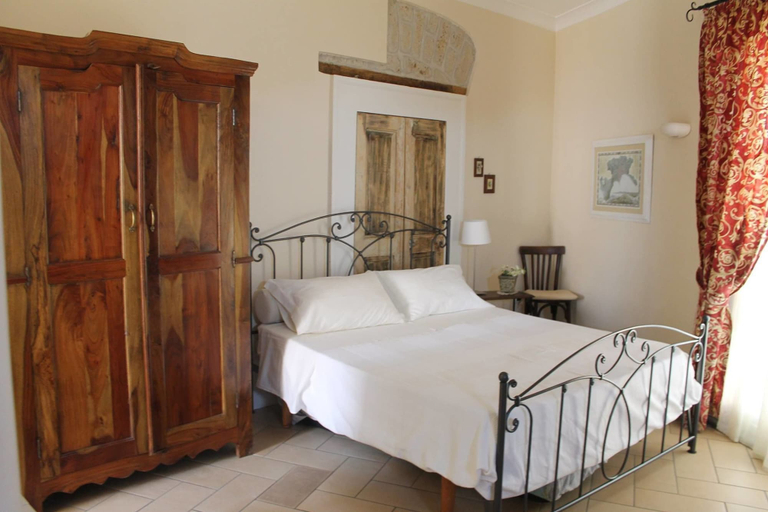 Bedroom 4, Il Portoncino, Napoli