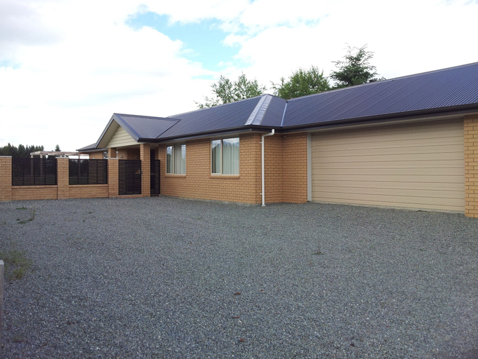 Glencairn Glamour, Mackenzie