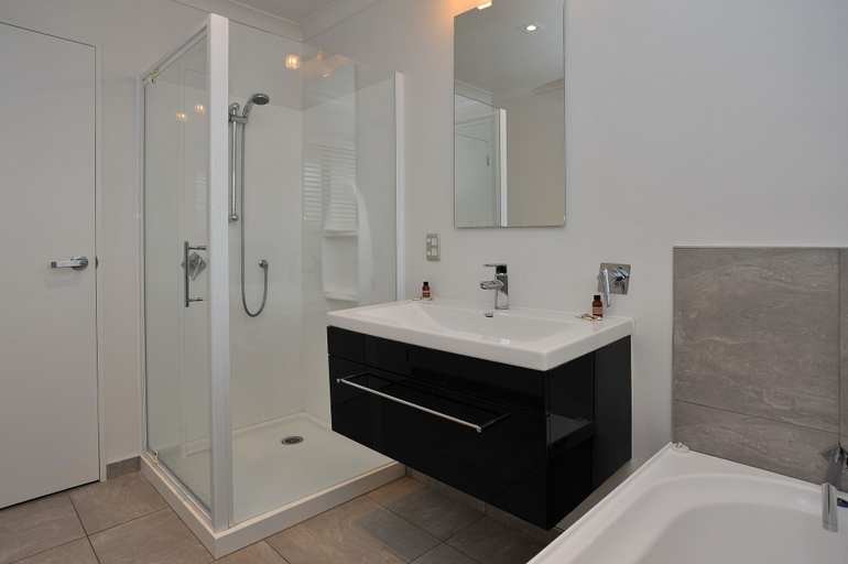Bathroom 4, Ilam Villa, Christchurch