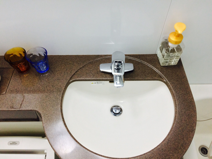 Bathroom 25