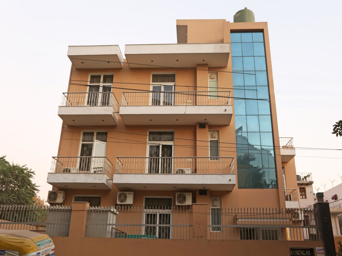 OYO 429 Hotel Kisna Residency, Gurgaon