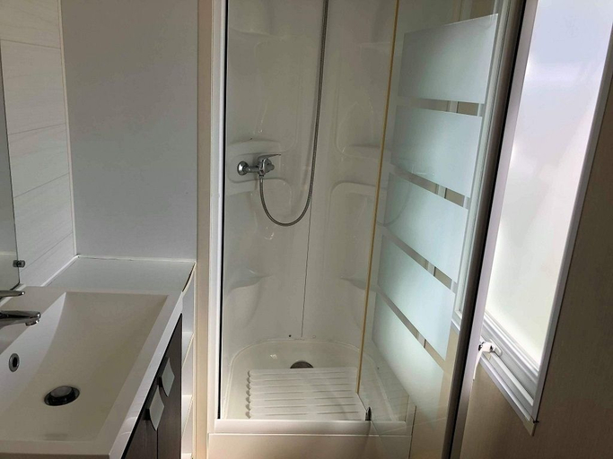 Bathroom, Camping Bar Horizon, Hérault
