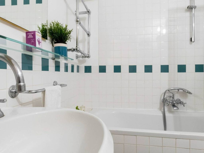 Bathroom 4, Italianway - Cesare da Sesto 20 B, Milano