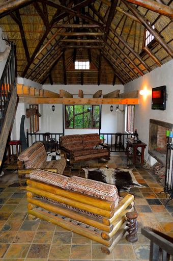 Public Area, Kareekloof Game Farm, Bojanala