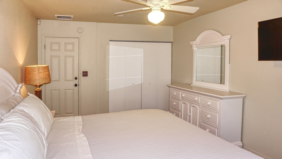 Bathroom 5, Elegant Premier Waterfront Home (7989), Pinellas