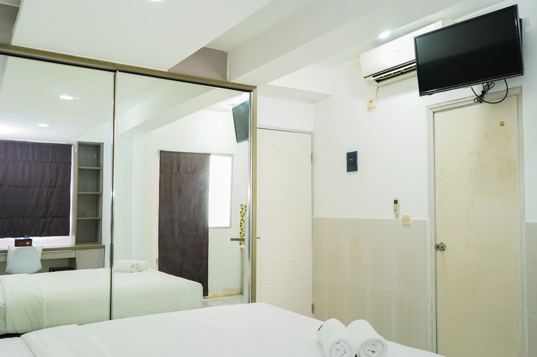 Spacious Studio Room Menteng Square Apartment By Travelio, Central Jakarta