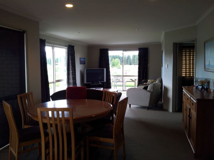 Glencairn Glamour, Mackenzie