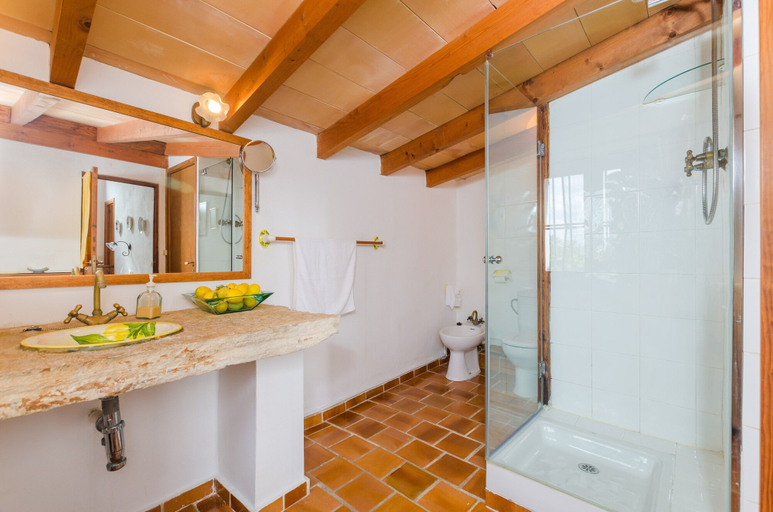 Bathroom 4, Sa Caseta (caseta) - Villa With Private Pool, Baleares