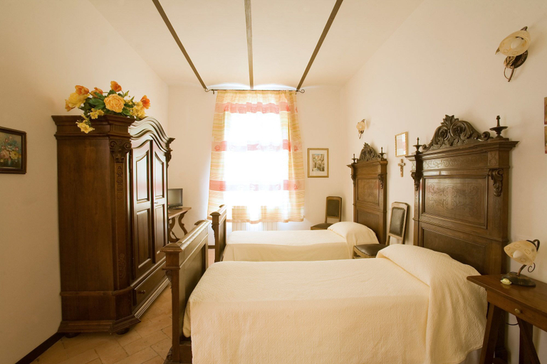 Bedroom 4, Villa Gioia Civita, Ancona
