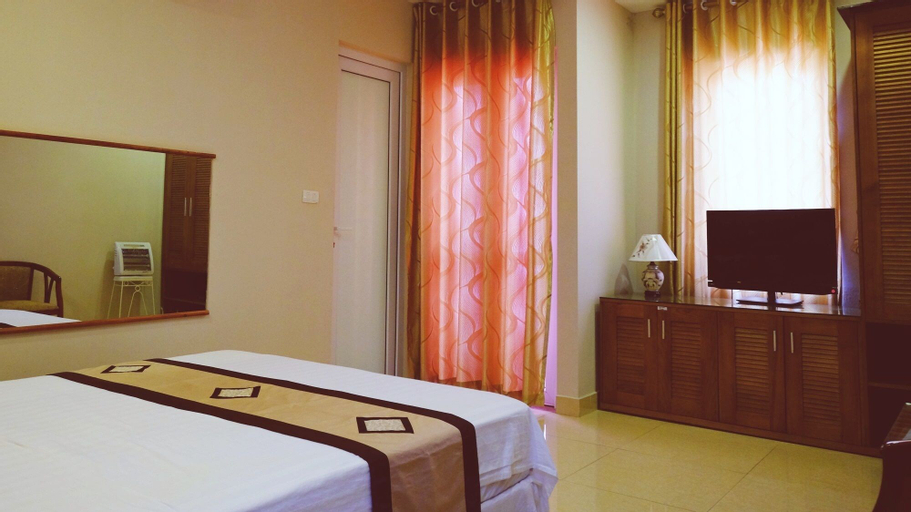 Ba Sao Hotel, Cầu Giấy