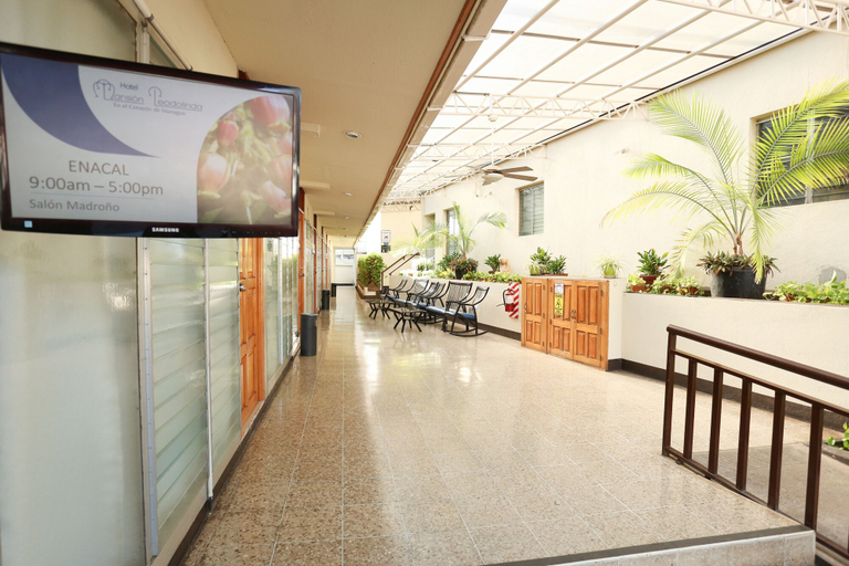 Public Area 2, Hotel Mansion Teodolinda, Managua