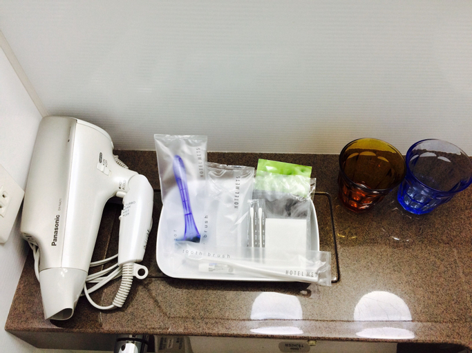 Amenities 23