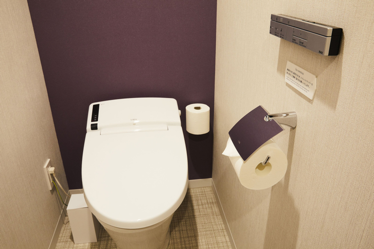 Bathroom 6
