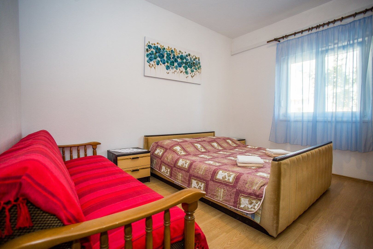 Bedroom 4, Apartments Mala Karla 1685, Marina