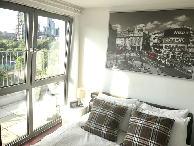 Bedroom 3, Double Room In London Shared Penthouse, London